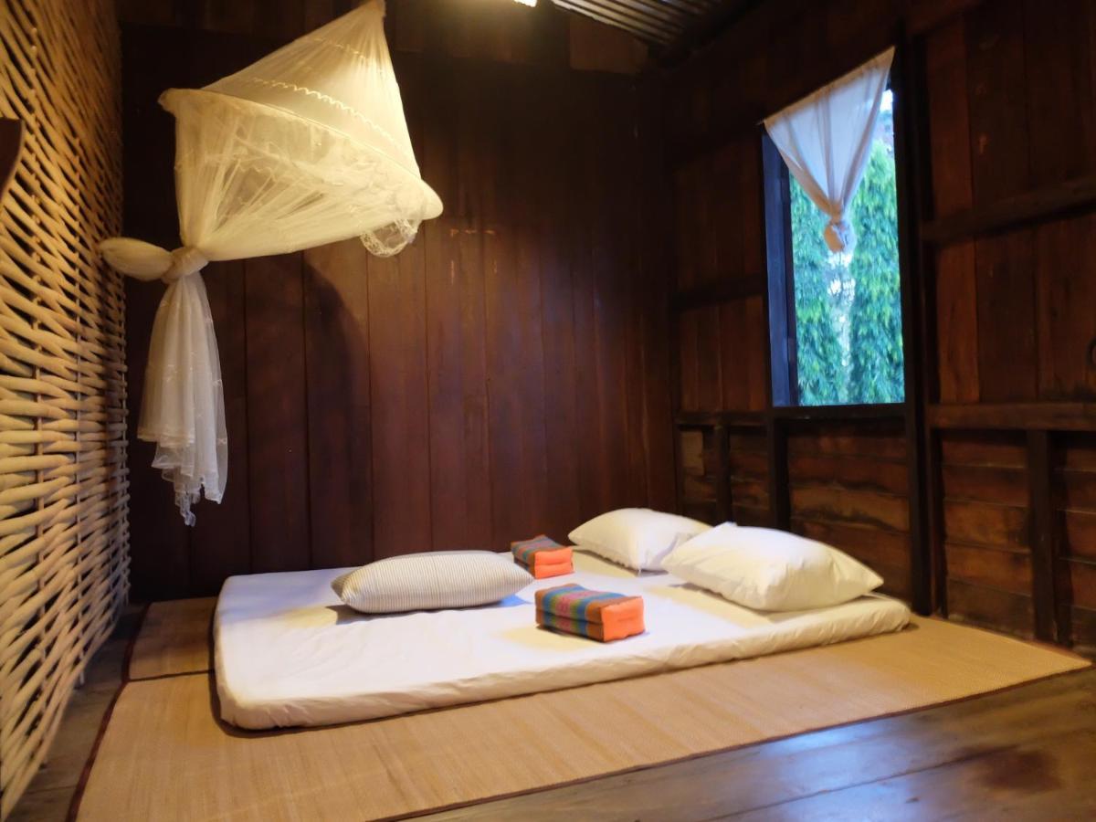 Iamwarin Mini Hostel Warin Chamrap エクステリア 写真